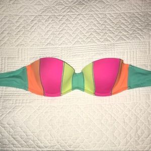SIZE: 32B Victoria Secret striped bandeau